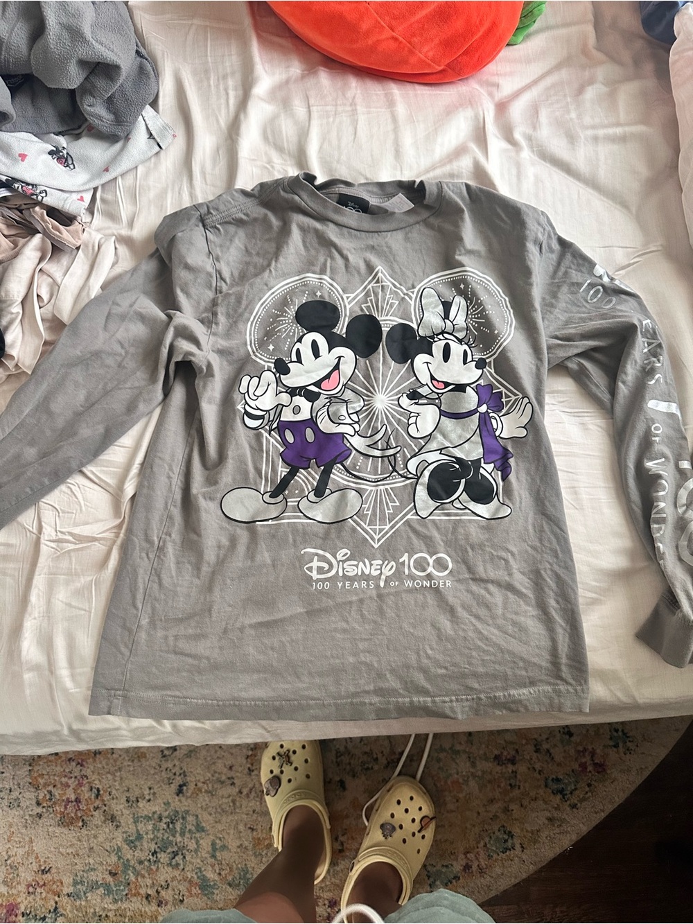 Disney Mickey & Minnie 100th Anniversary Long-Sleeve Tee - Gray
